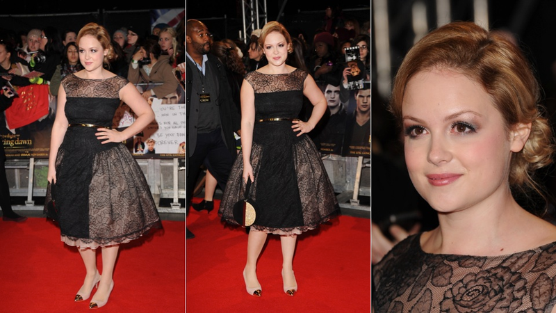 Illustration for article titled Kristen Stewart Dons Yet Another See-Through Ensemble at the Final Twilight's UK Premiere